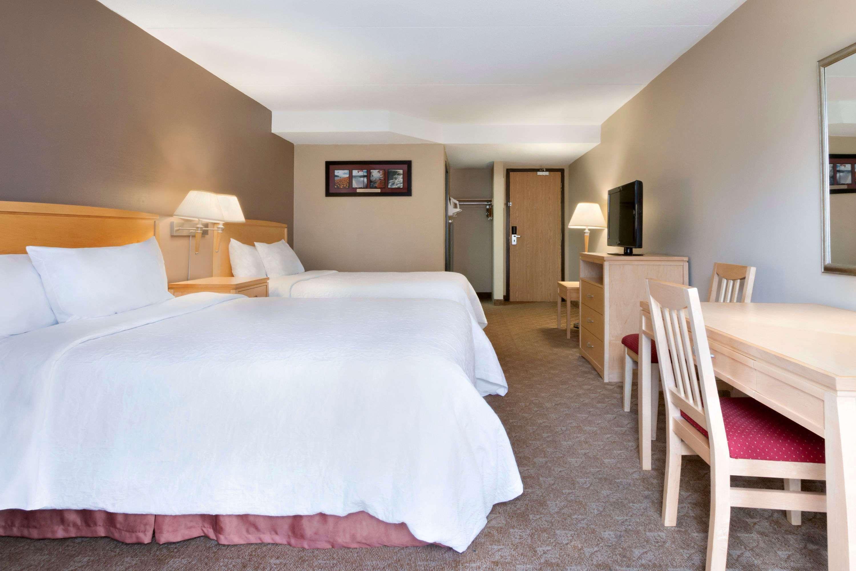 Days Inn By Wyndham Niagara Falls Near The Falls Ngoại thất bức ảnh