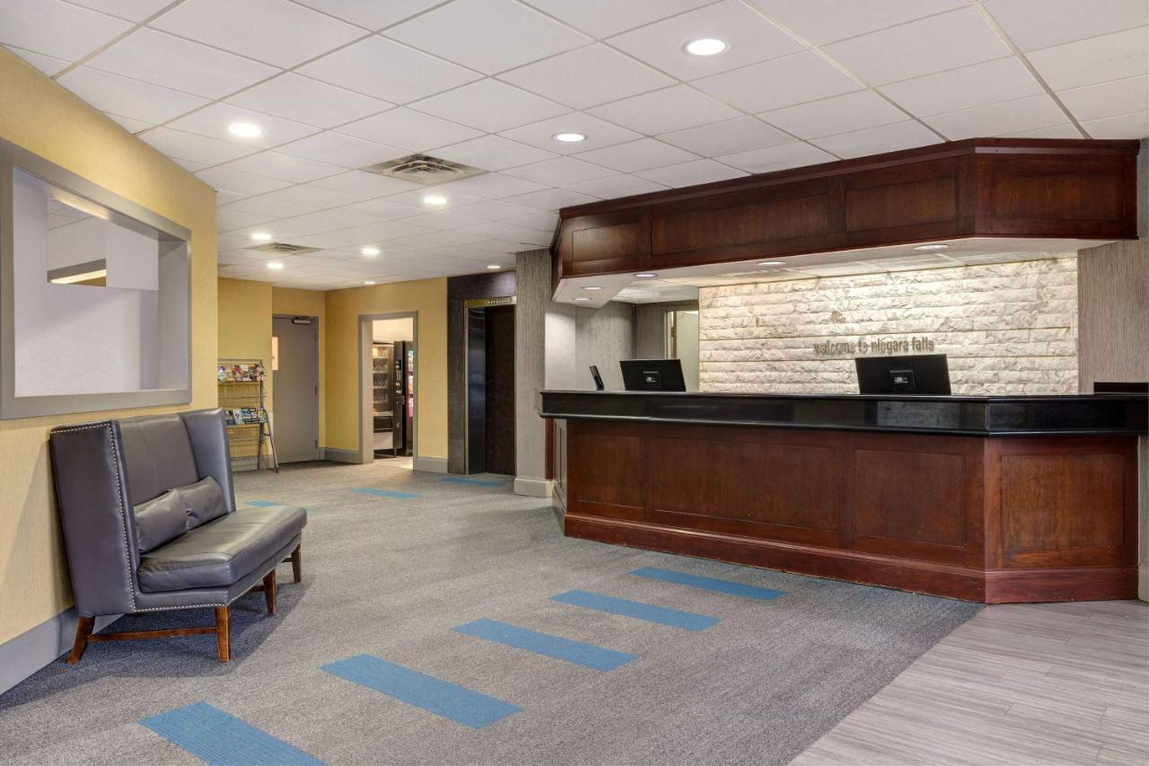 Days Inn By Wyndham Niagara Falls Near The Falls Ngoại thất bức ảnh