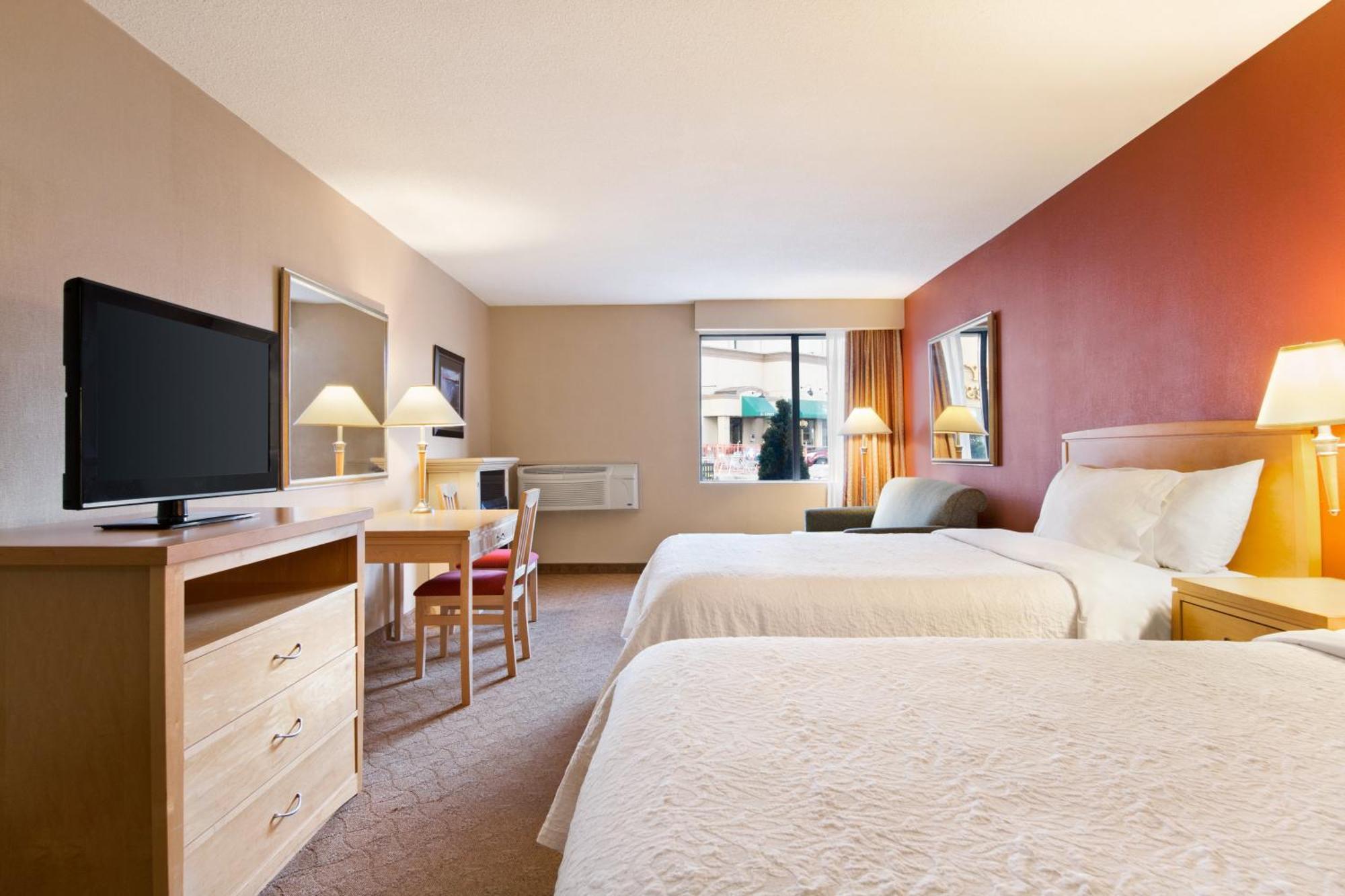 Days Inn By Wyndham Niagara Falls Near The Falls Ngoại thất bức ảnh