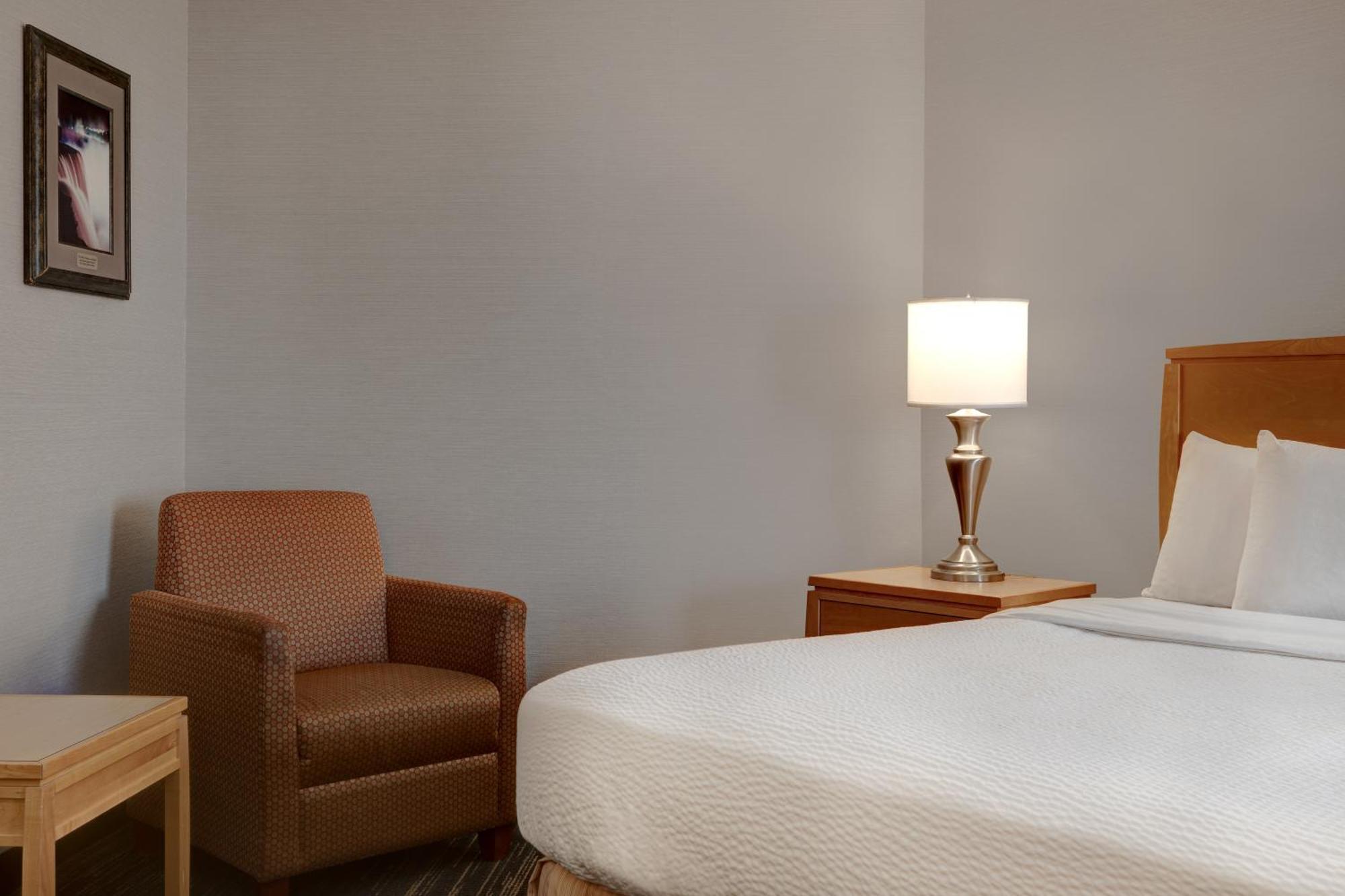 Days Inn By Wyndham Niagara Falls Near The Falls Ngoại thất bức ảnh